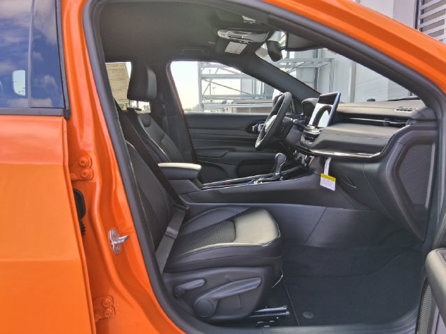 New 2026 Jeep Compass Latitude AWD/4WD image 26
