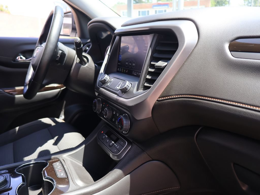 Certified 2023 GMC Acadia AT4 w/ LPO, Floor Liner Package AWD/4WD image 9