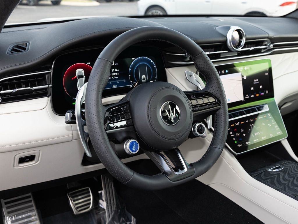 New 2026 Maserati Grecale Modena image 23