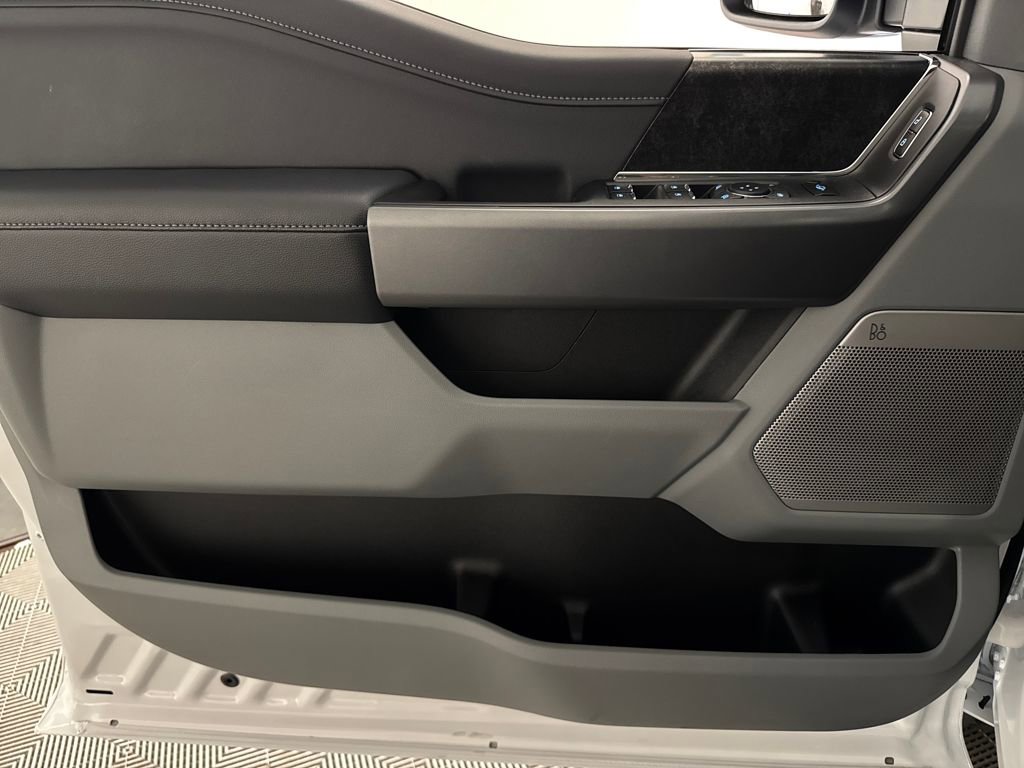 New 2026 Ford F250 XLT w/ XLT Premium Package image 22