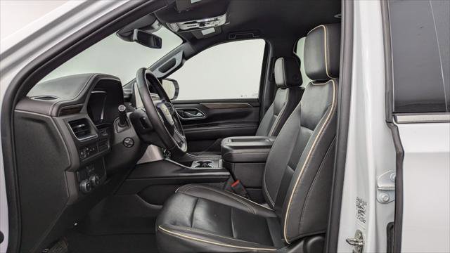 Used 2023 Chevrolet Suburban Premier image 14