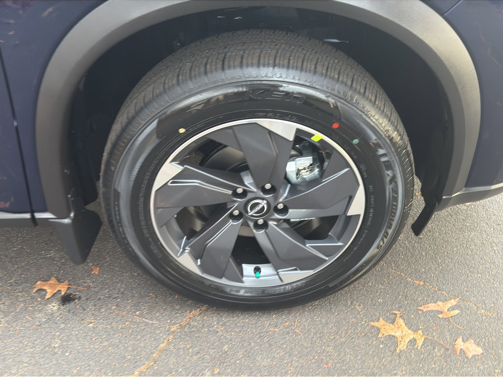 New 2026 Nissan Rogue SV w/ Cold Weather Package image 9