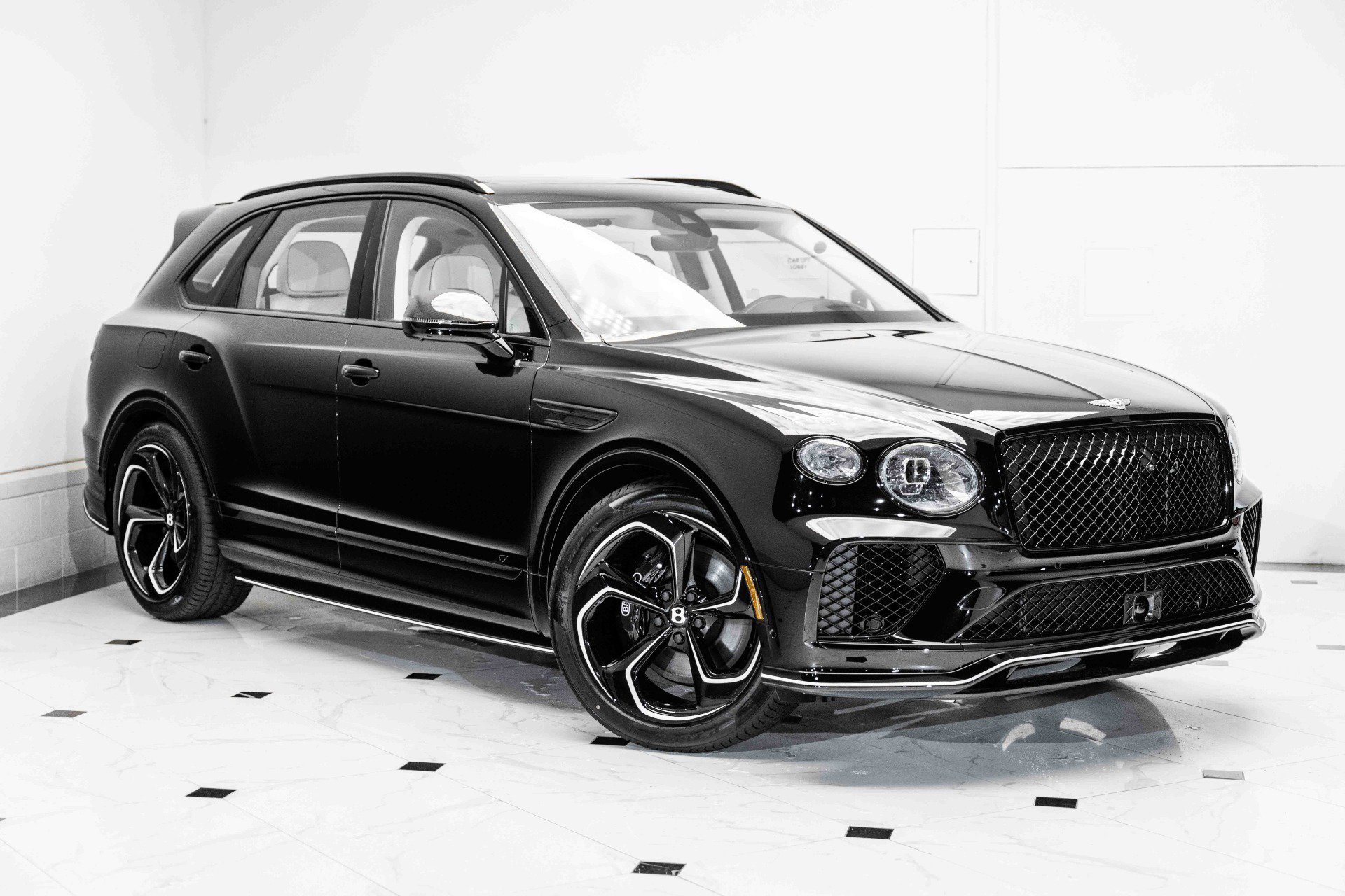Used 2024 Bentley Bentayga