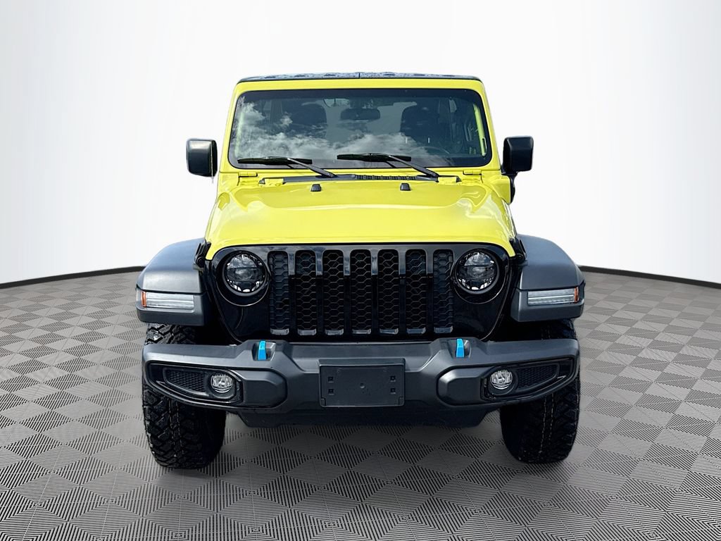 Used 2023 Jeep Wrangler Unlimited w/ Cold Weather Group AWD/4WD image 2