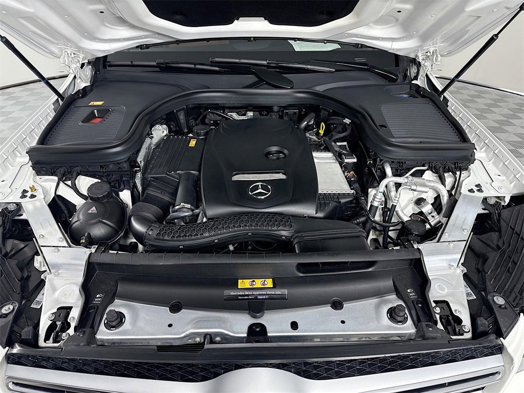 Used 2016 Mercedes-Benz GLC 300 4MATIC image 31