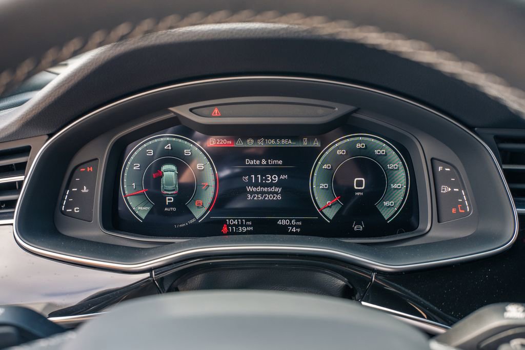 Used 2025 Audi Q8 Prestige image 26