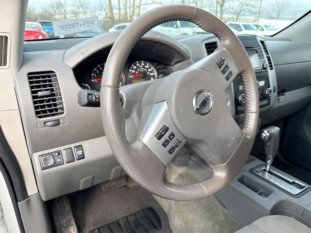 Used 2017 Nissan Frontier SV w/ SV Value Truck Package image 9