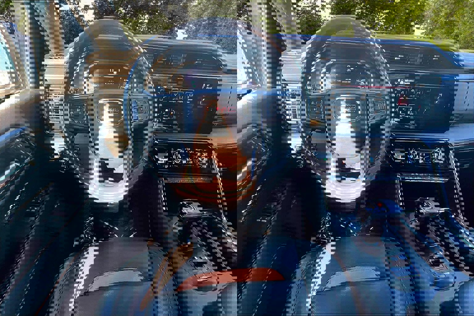 Used 2022 GMC Sierra 1500 AT4 image 9