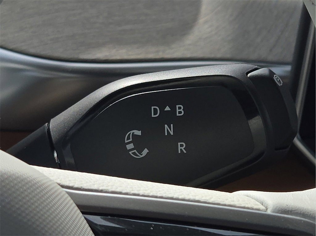 New 2025 Volkswagen ID. Buzz 1st Edition image 23