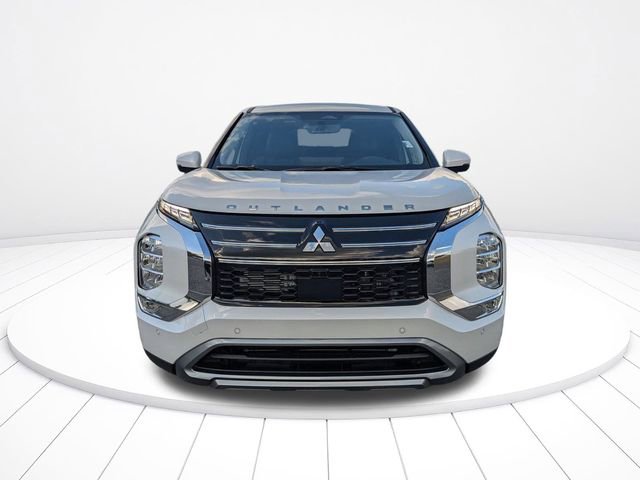 New 2026 Mitsubishi Outlander SE image 8
