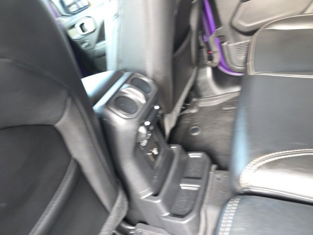 Used 2023 Jeep Wrangler Unlimited Sahara w/ Cold Weather Group image 39