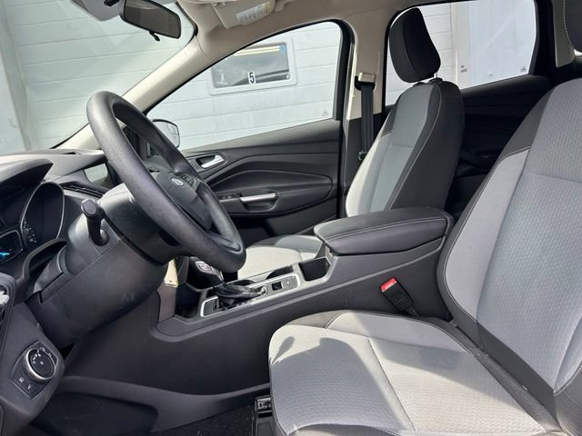 Used 2018 Ford Escape SE w/ SE Sync 3 Package AWD/4WD image 8