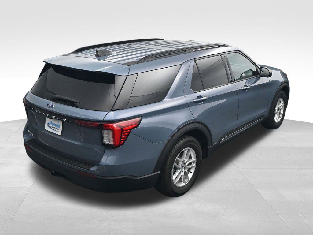 Used 2025 Ford Explorer Active RWD image 33