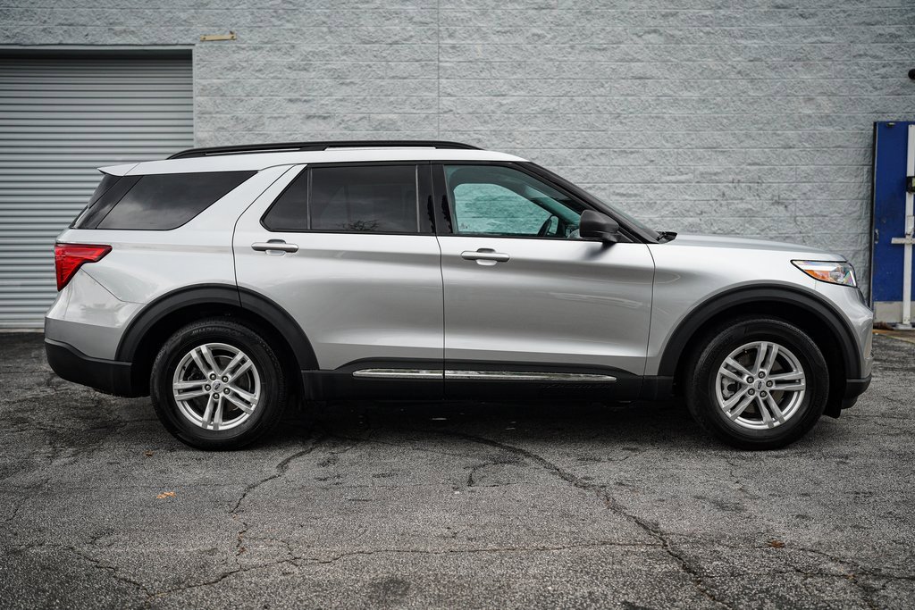 Used 2023 Ford Explorer XLT image 17