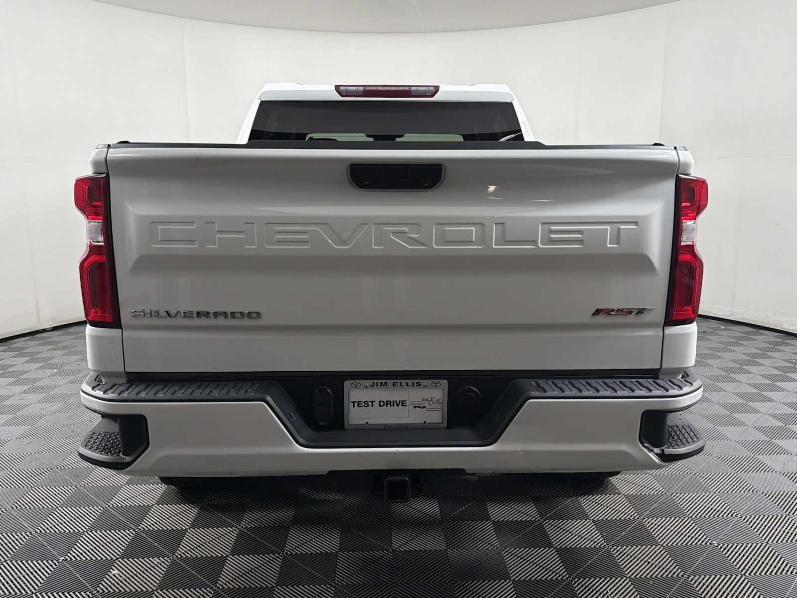 Used 2022 Chevrolet Silverado 1500 RST AWD/4WD image 5