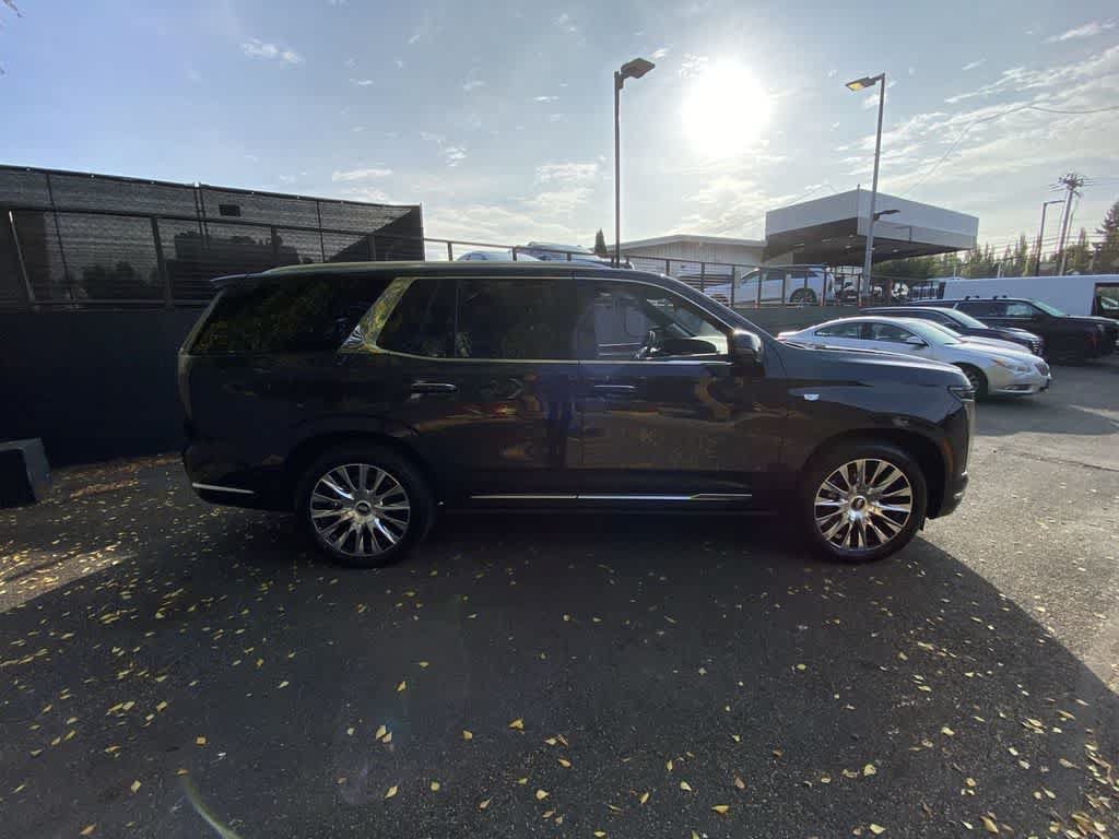 Used 2025 Cadillac Escalade Premium Luxury Platinum w/ LPO, Floor Liner Package AWD/4WD image 7