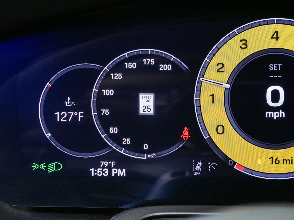 Certified 2025 Porsche 911 Carrera RWD image 12