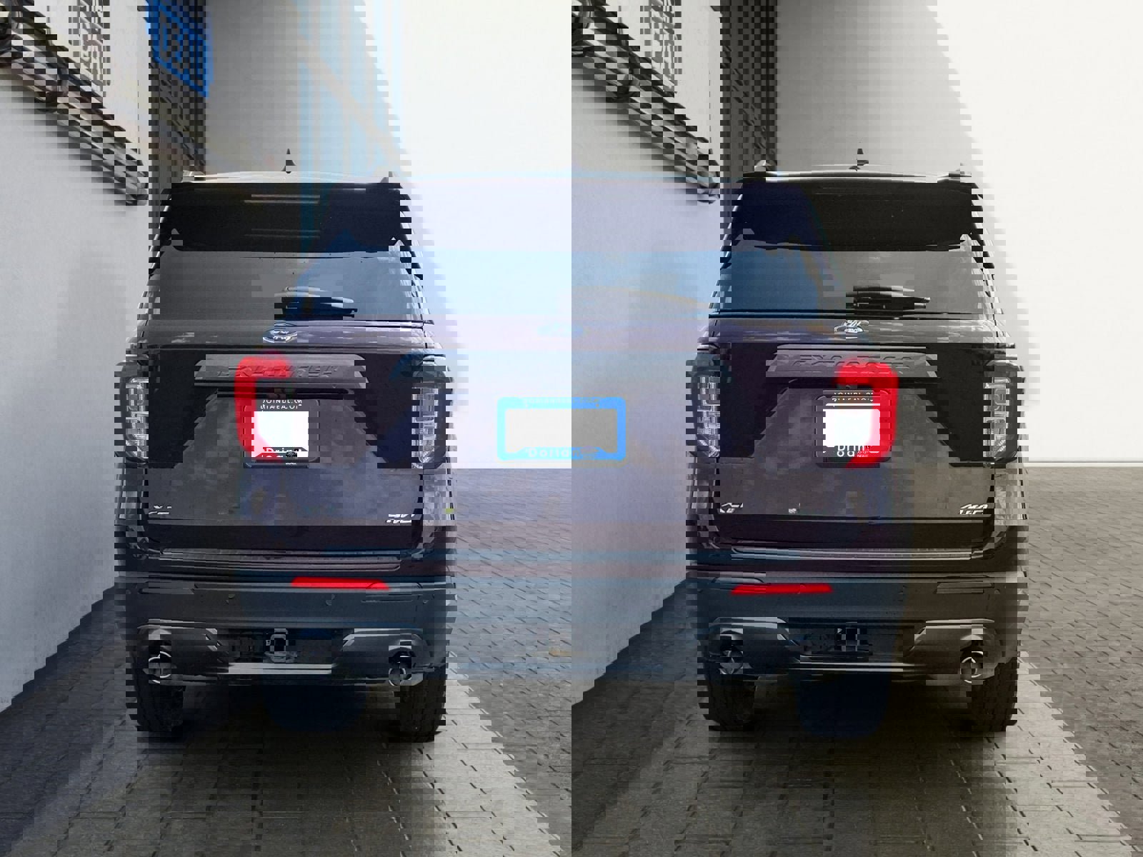 Certified 2023 Ford Explorer XLT w/ Equipment Group 202A image 4