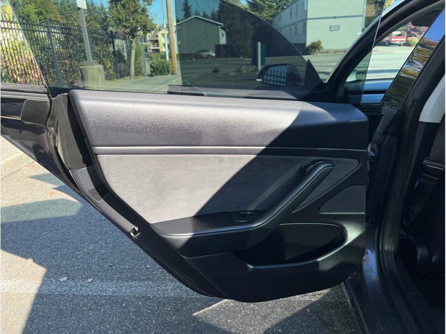 Used 2019 Tesla Model 3 Long Range AWD/4WD image 12