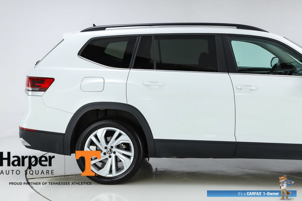 Used 2023 Volkswagen Atlas SE w/ Panoramic Sunroof Package FWD image 11