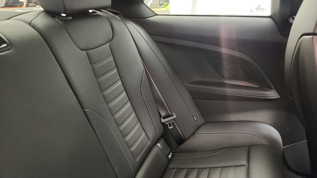 Used 2023 BMW M2 w/ Lighting Package RWD image 34