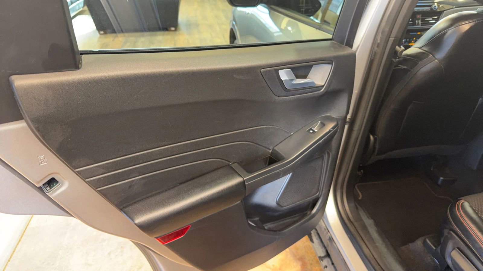 Used 2023 Ford Escape ST-Line image 20