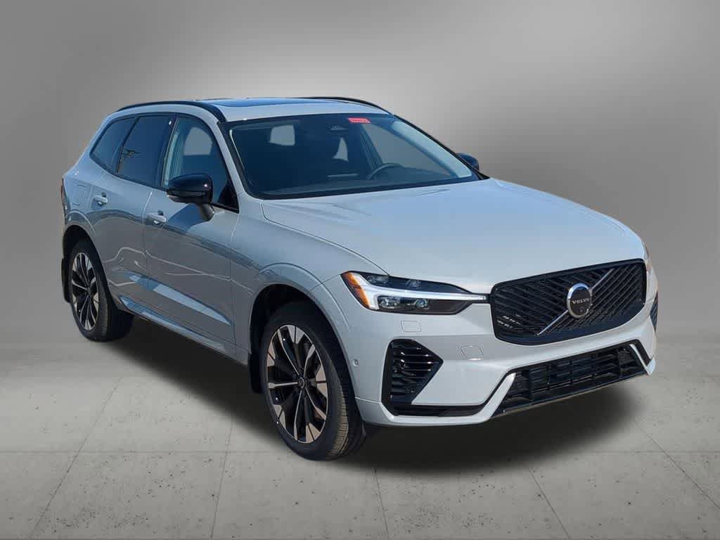 New 2026 Volvo XC60 T8 Plus w/ Protection Package Premier AWD/4WD image 8