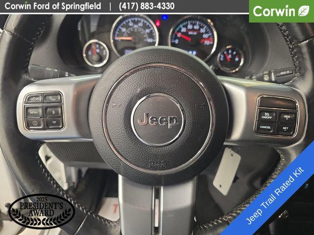 Used 2017 Jeep Wrangler Rubicon AWD/4WD image 24
