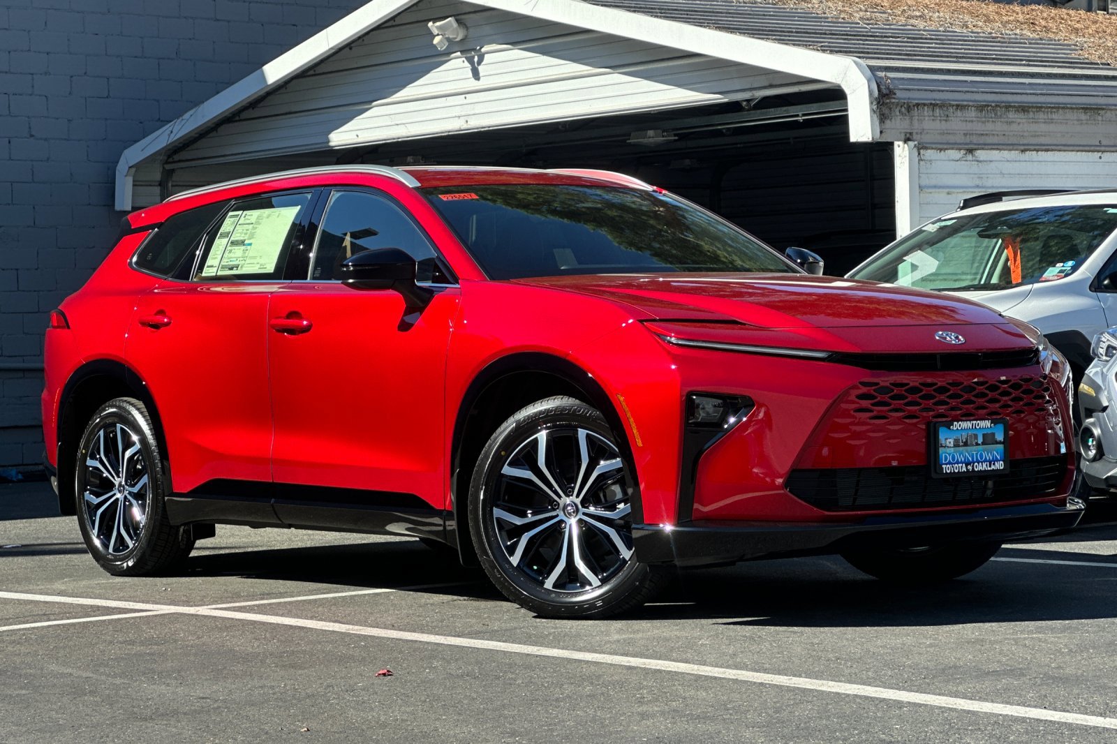 New 2025 Toyota Crown Signia image 2