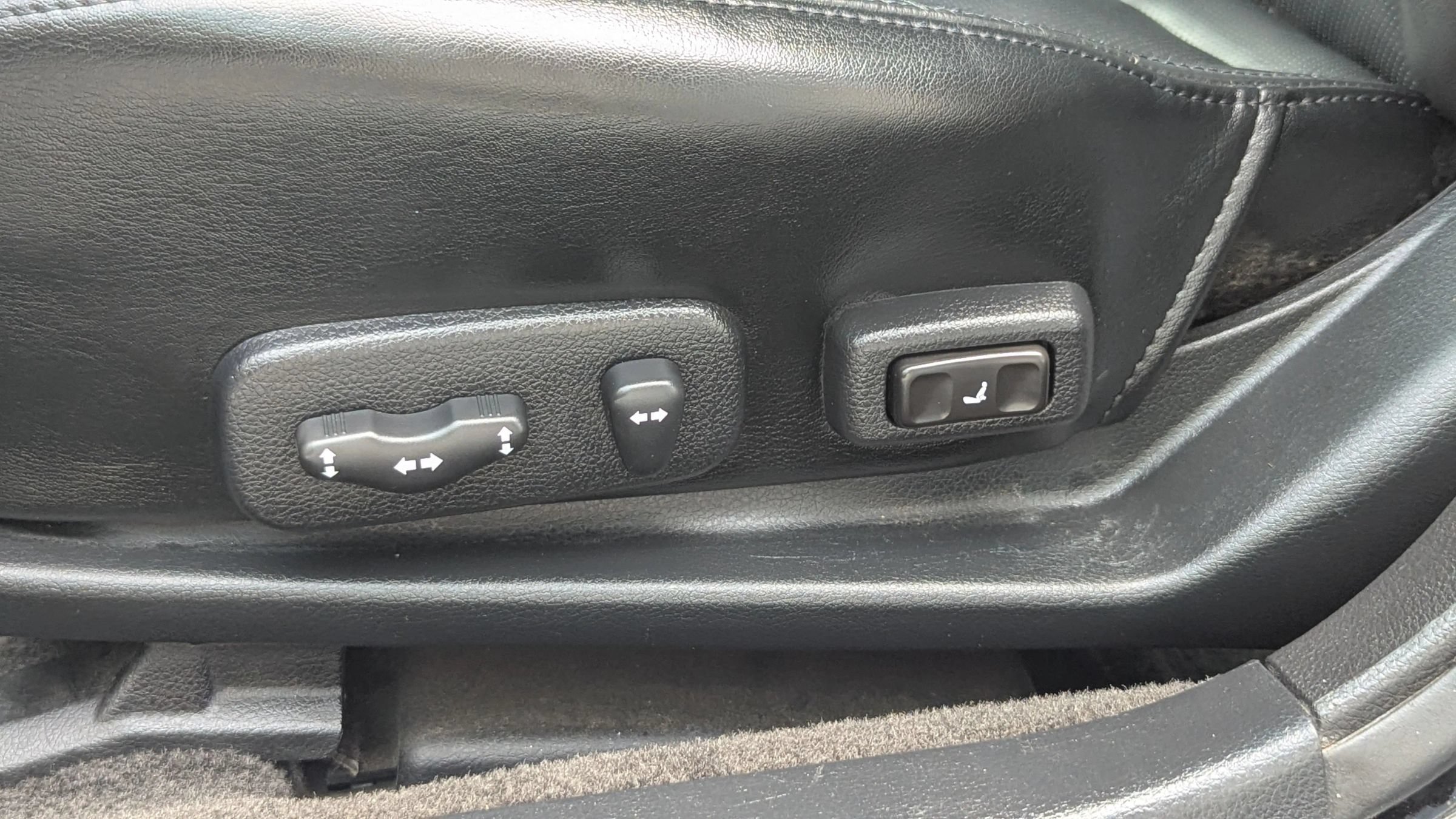 Used 2007 Nissan Maxima 3.5 SE w/ Driver Preferred Pkg FWD image 21
