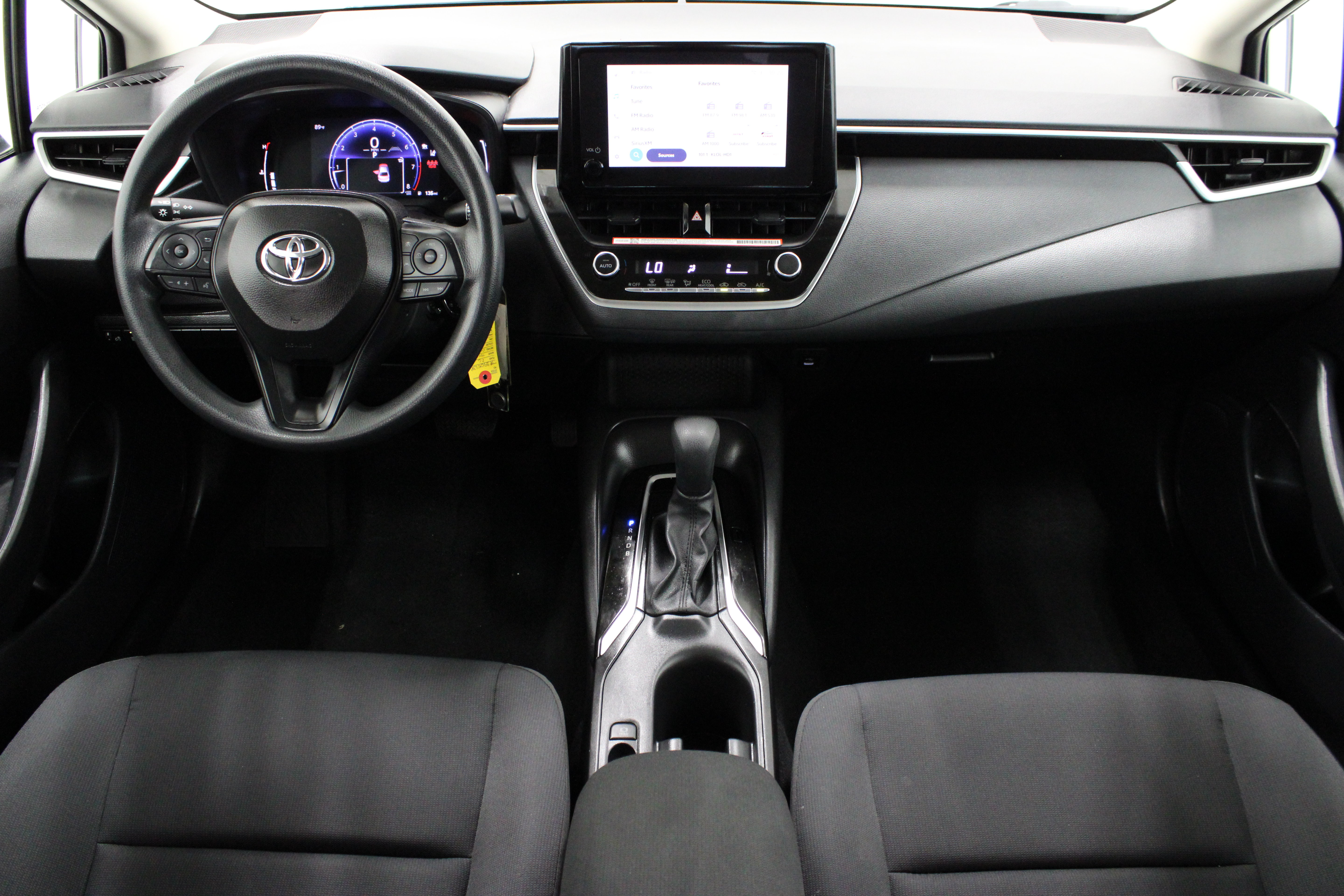 Certified 2026 Toyota Corolla LE FWD image 27