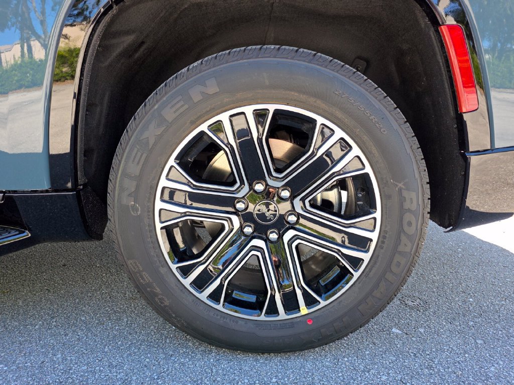 New 2027 Jeep Grand Wagoneer 4WD image 21