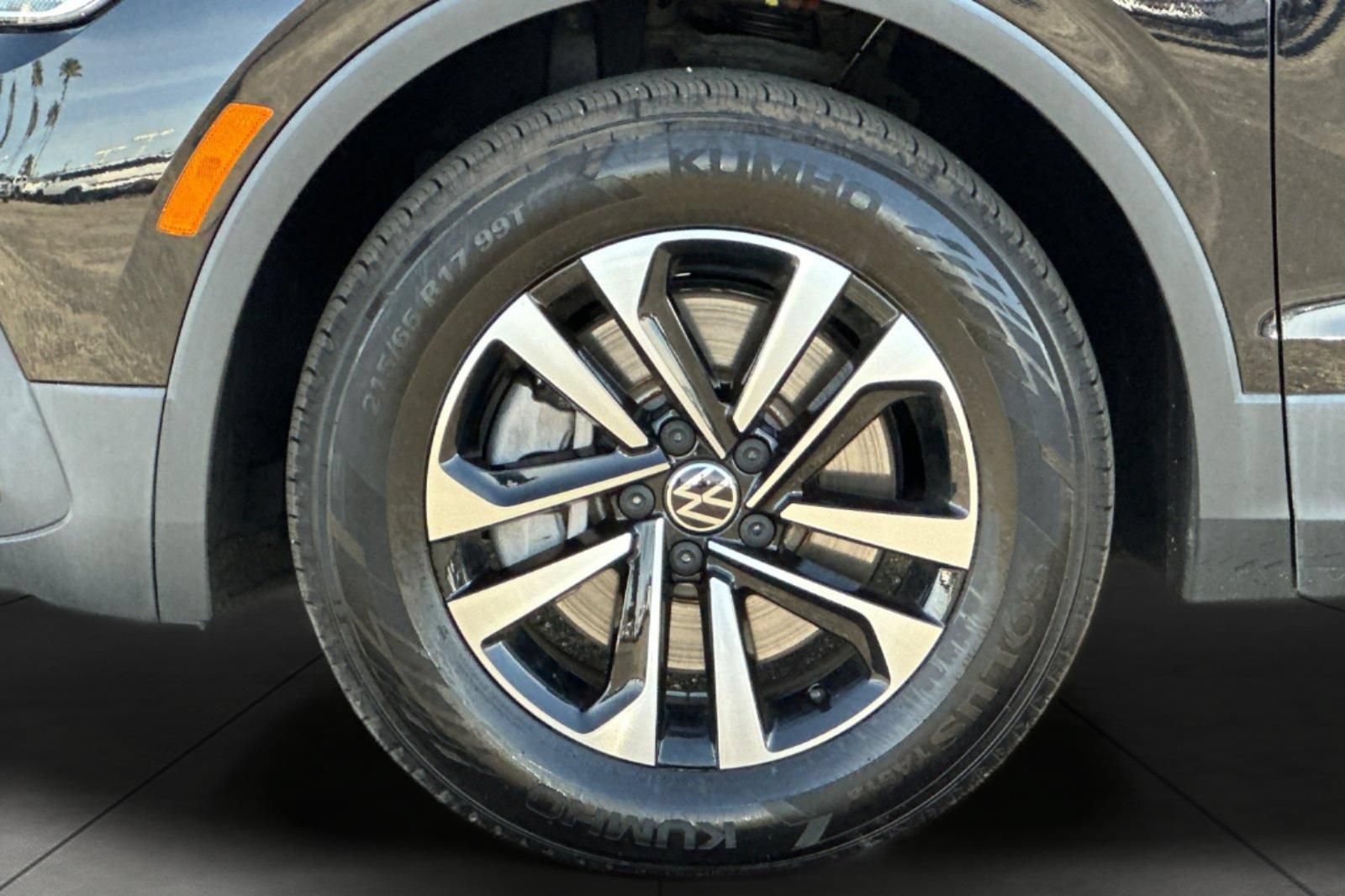 Used 2022 Volkswagen Tiguan S AWD/4WD image 25