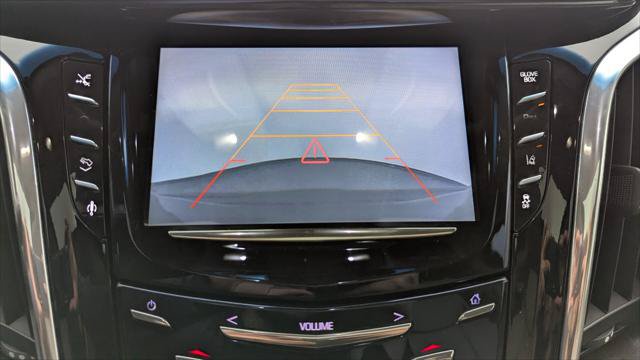 Used 2015 Cadillac Escalade ESV Premium RWD image 29