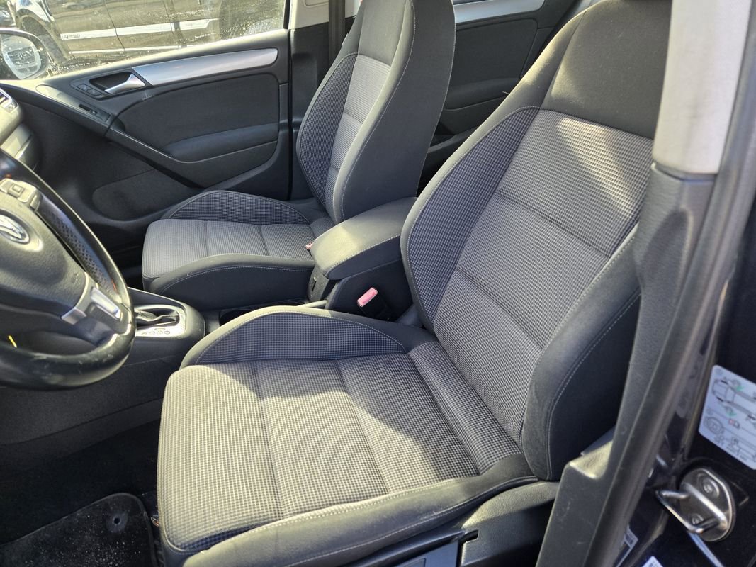 Used 2012 Volkswagen Golf TDI image 15