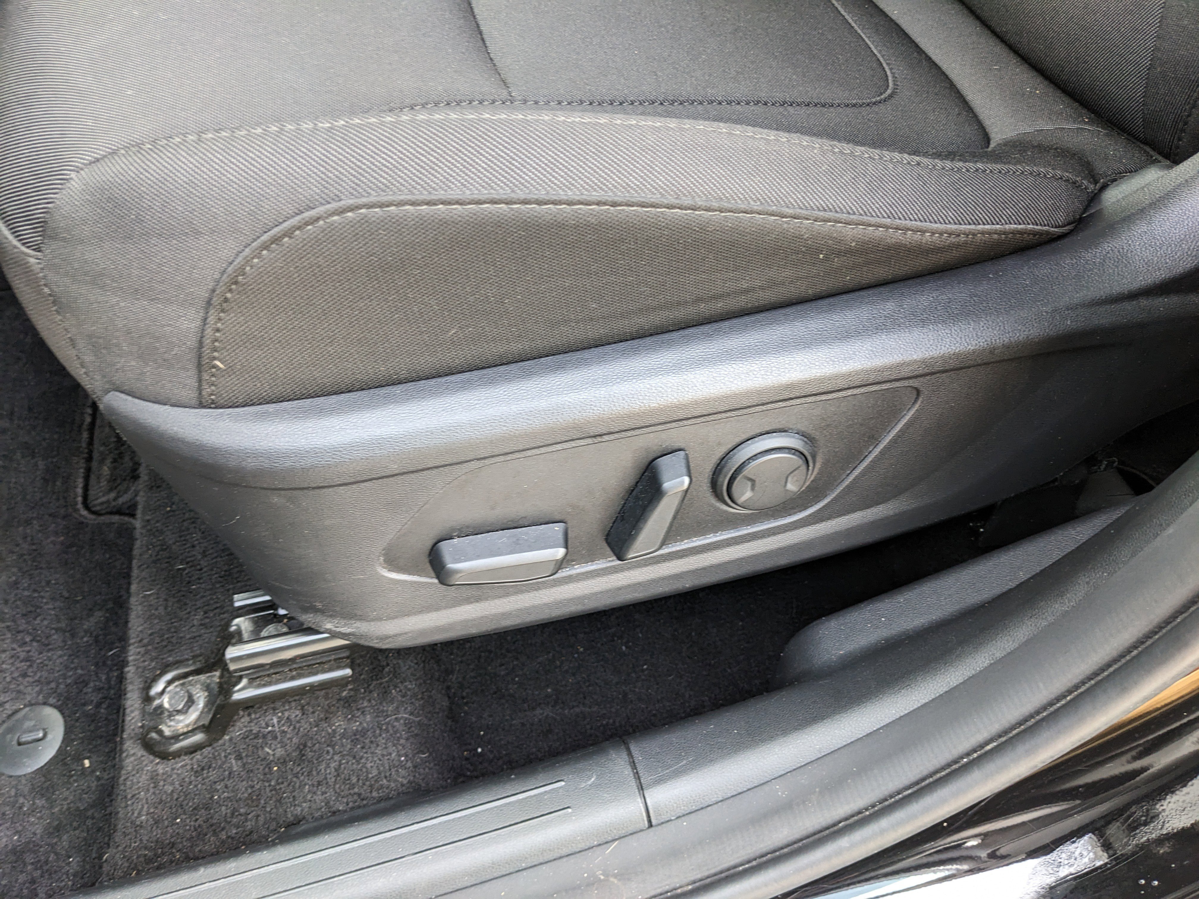 Used 2023 Hyundai Tucson Blue w/ Cargo Package image 26