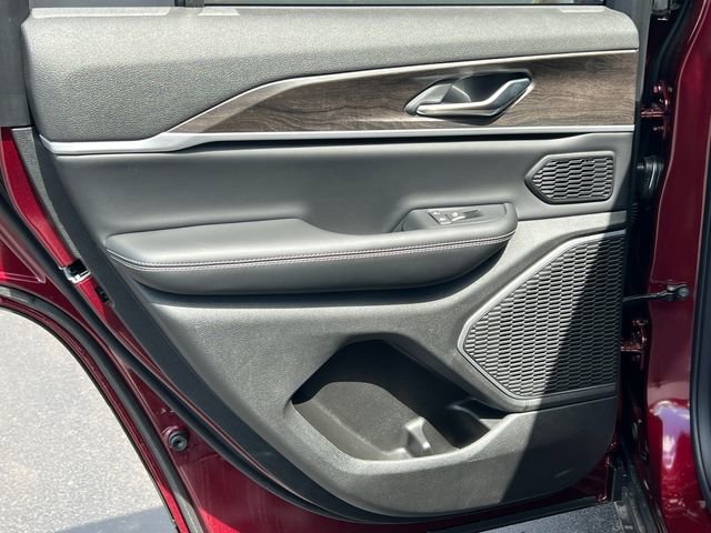 New 2026 Jeep Grand Cherokee Limited AWD/4WD image 35