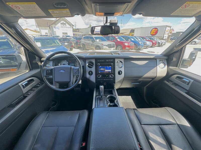 Used 2014 Ford Expedition EL Limited w/ Equipment Group 301A AWD/4WD image 4