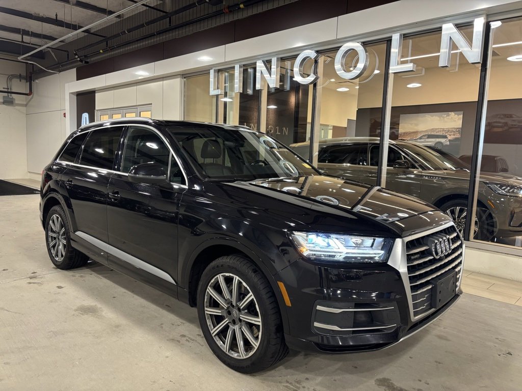Used 2017 Audi Q7 3.0T Premium Plus w/ Premium Plus Package