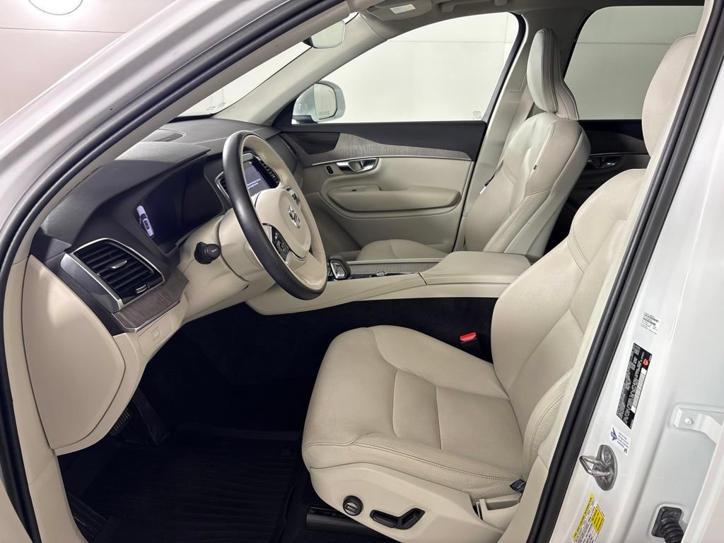 Used 2023 Volvo XC90 B6 Plus w/ Protection Package Premier AWD/4WD image 24