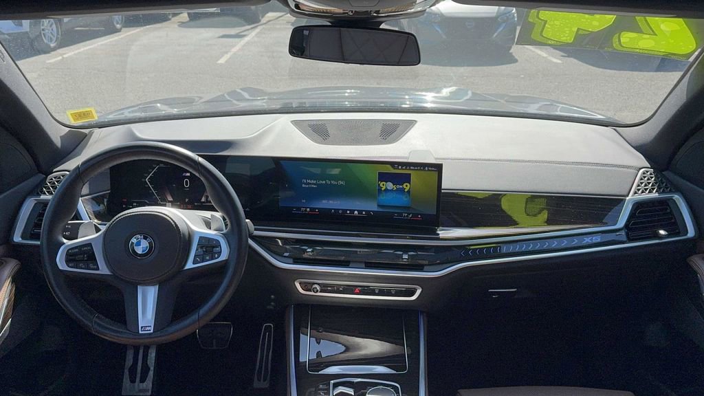 Used 2024 BMW X5 sDrive40i w/ M Sport Package image 37