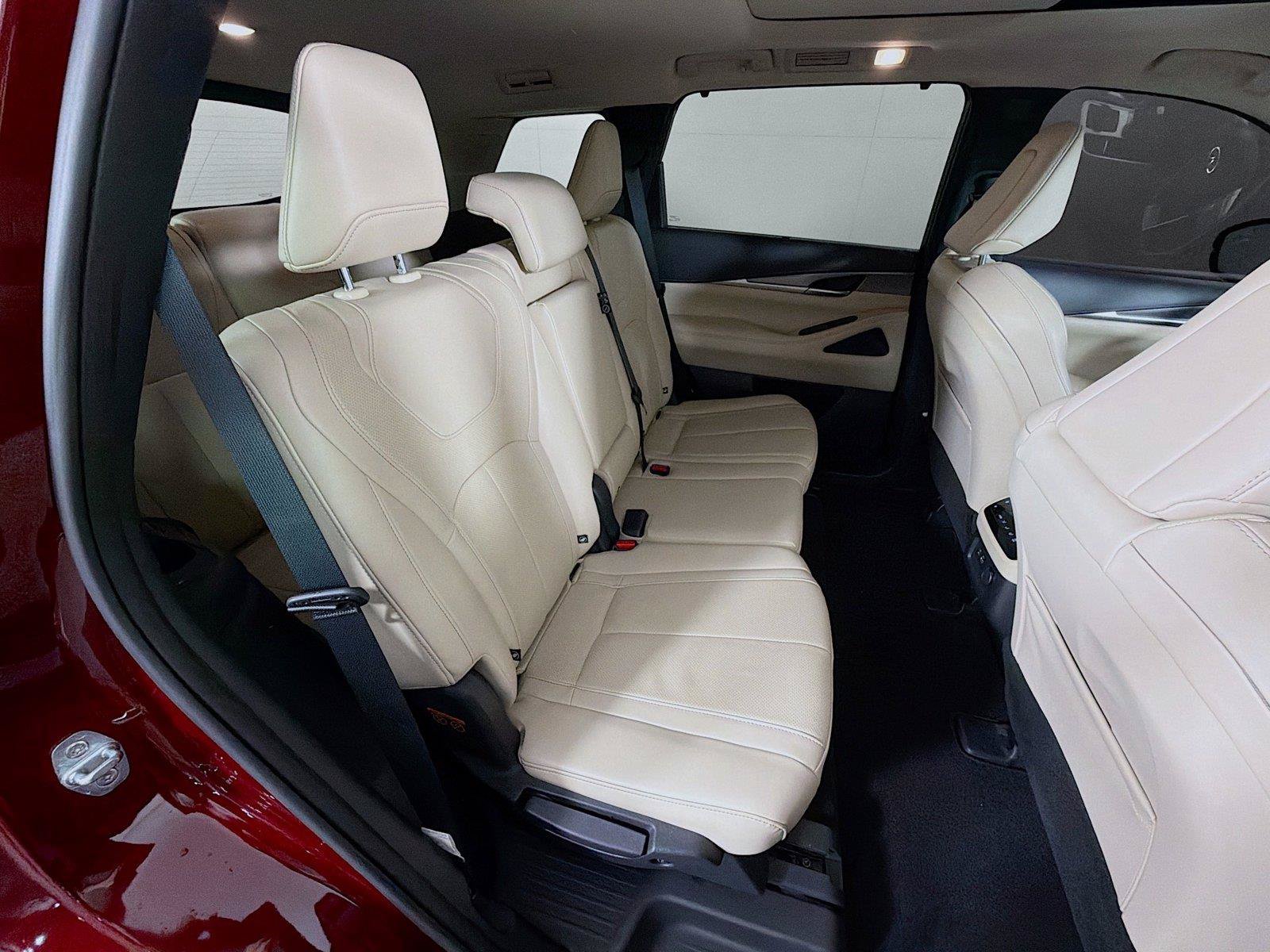 Used 2023 INFINITI QX60 Luxe w/ Cargo Package AWD/4WD image 29