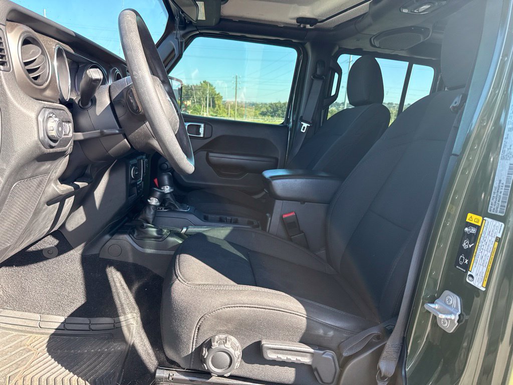 Used 2021 Jeep Wrangler Unlimited Sport AWD/4WD image 6