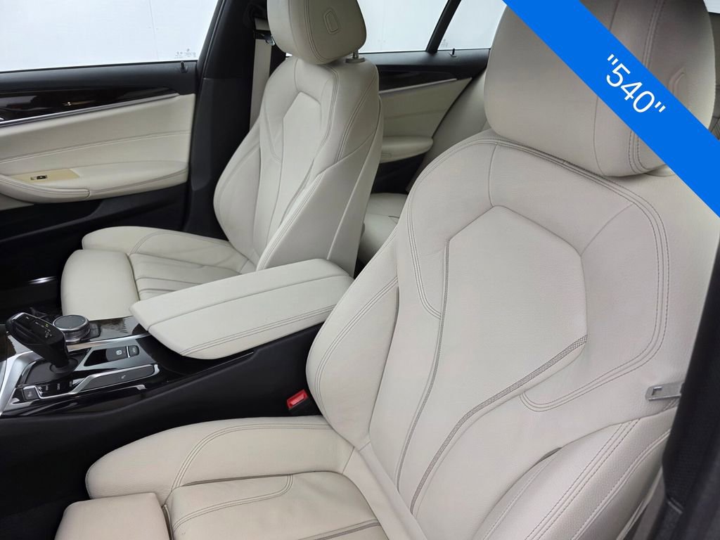Used 2019 BMW 540i w/ Convenience Package RWD image 10