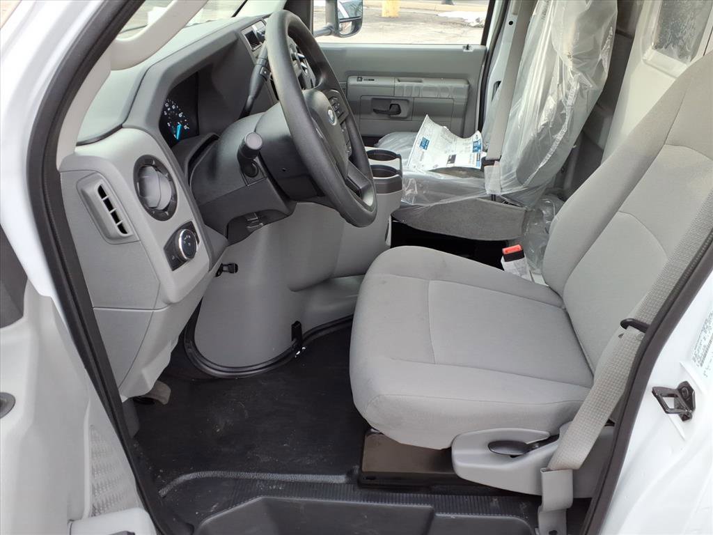 New 2026 Ford E-350 and Econoline 350 Super Duty w/ Power Equipment Group image 12