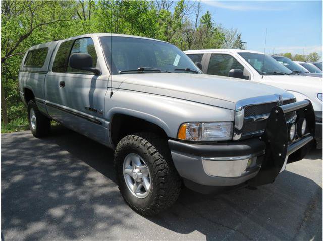Used 1999 Dodge Ram 1500 Truck 4x4 Quad Cab image 1