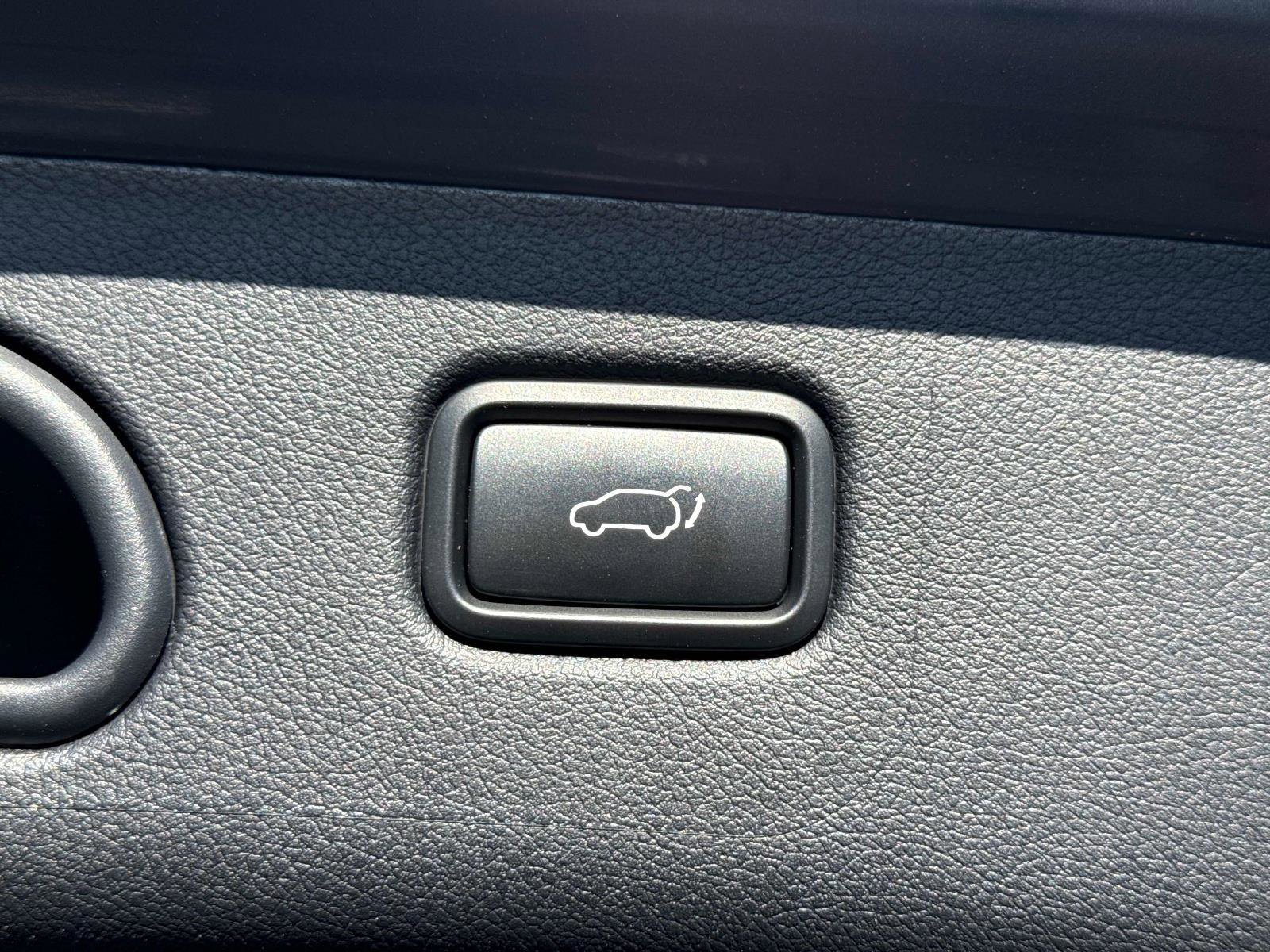 Used 2022 Kia Sportage EX image 13