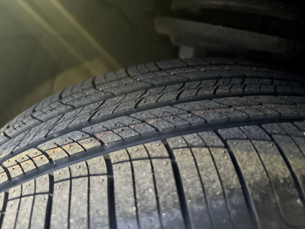 Used 2022 Cadillac XT4 Premium Luxury w/ Enhanced Visibility Package image 30