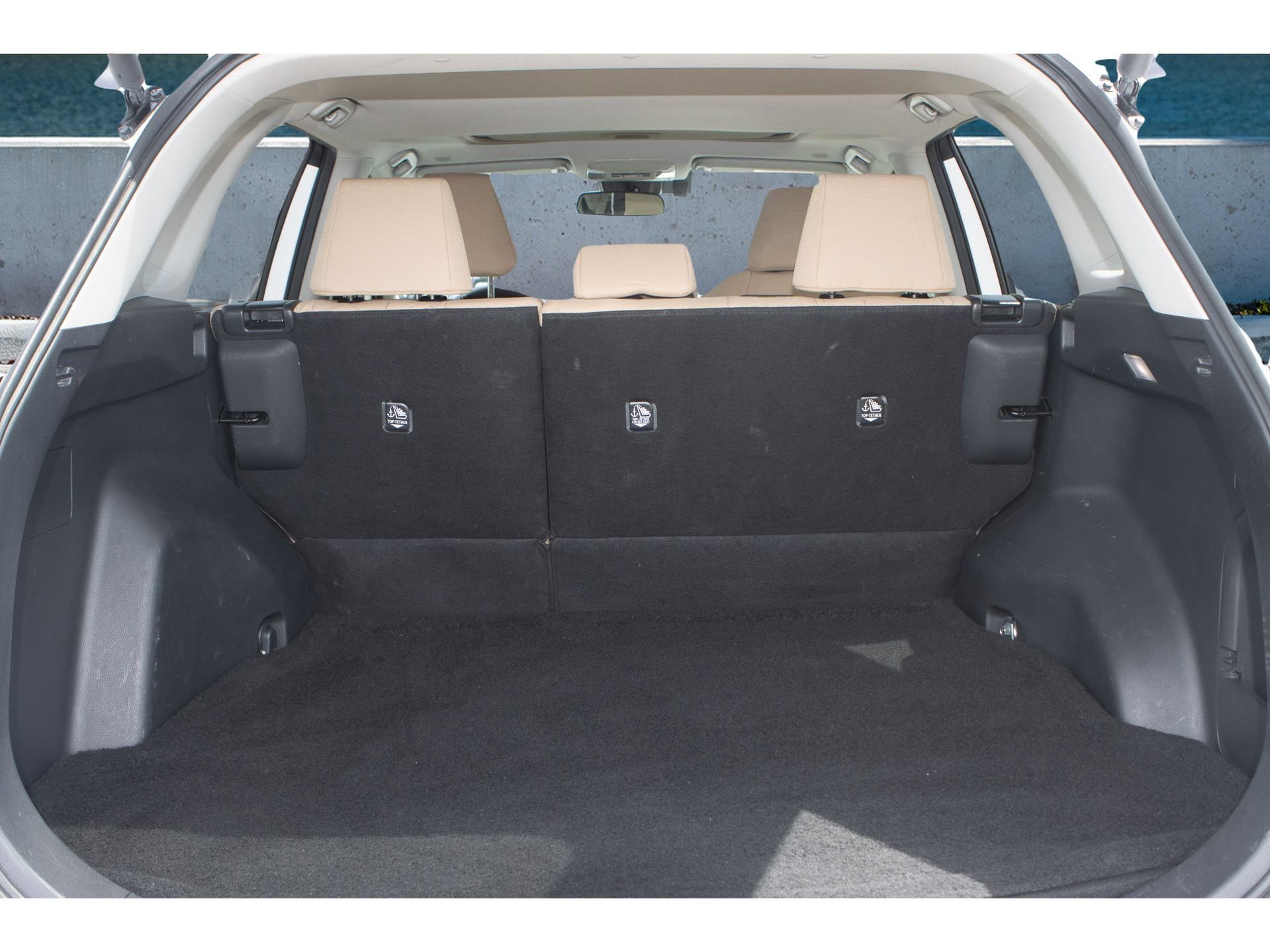 Used 2024 Toyota RAV4 XLE image 9