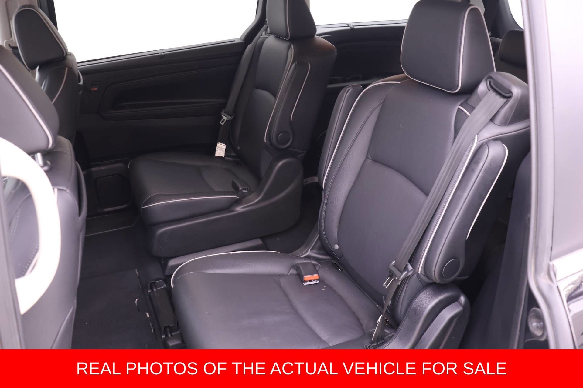 Used 2025 Honda Odyssey Touring image 11